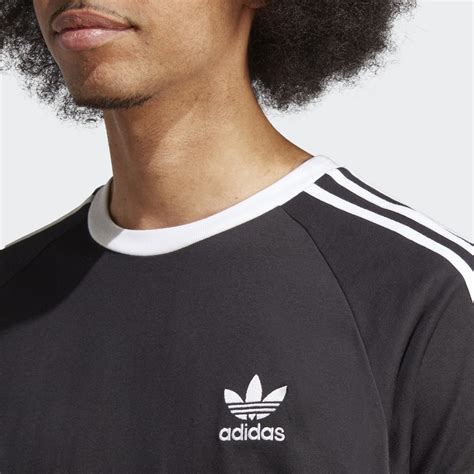 adidas 3 stripes tee t-shirt in schwarz und weiß|adicolor classics 3 stripes.